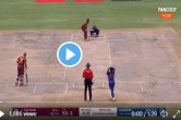 Kuldeep Yadav take 3 wickets