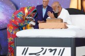 Vasundhara Raje joined the story of Morari Bapu