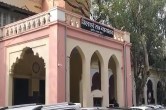 indore court suspected woman caught in lawyer dress