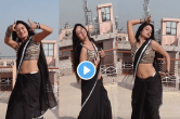 Desi Bhabhi did stormy dance in black saree