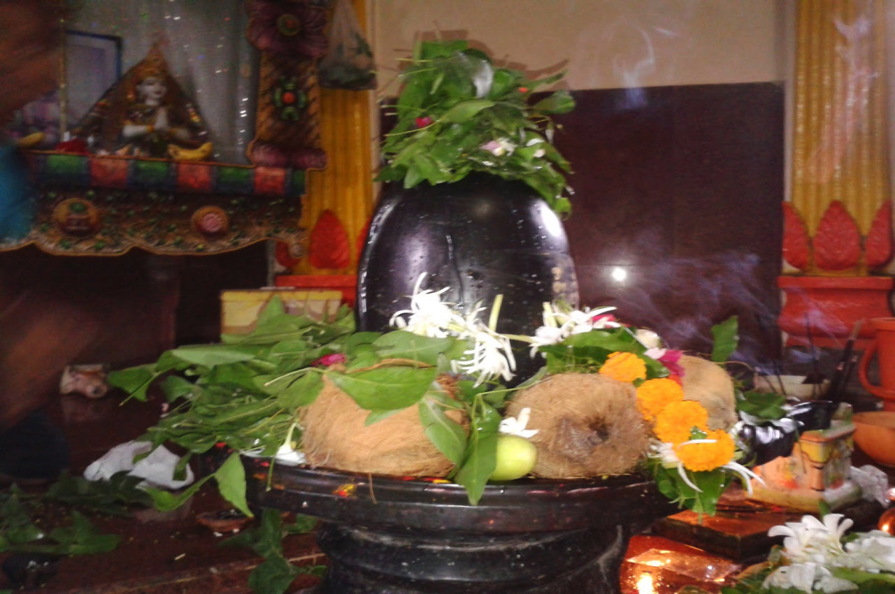 sawan ke upay, shivji ke upay, shivling, bhagwan shiv, jyotish tips, Shiv Puran ke Upay, Mahashivratri, Mahashivratri 2023, Shivji Ke Upay, bilva patra ke upay, somwar ke upay