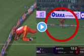 PSL 2023 live Azmaing impossible catch by Mubasir Khan