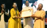 UP News: CM Yogi distributed appointment letters to 500 selected UPPSC