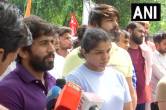 delhi police, FIR against wrestlers, wrestlers protest, Wrestlers Vs WFI Chief