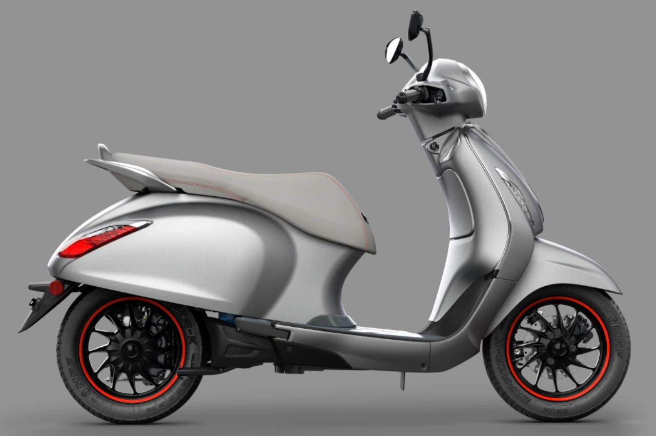 Bajaj Chetak EV price, Bajaj Chetak EV mileage, ev scooter, scooters under 1 lakhs, auto news