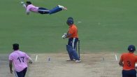 Unbelievable catch by Prabhsimran Singh