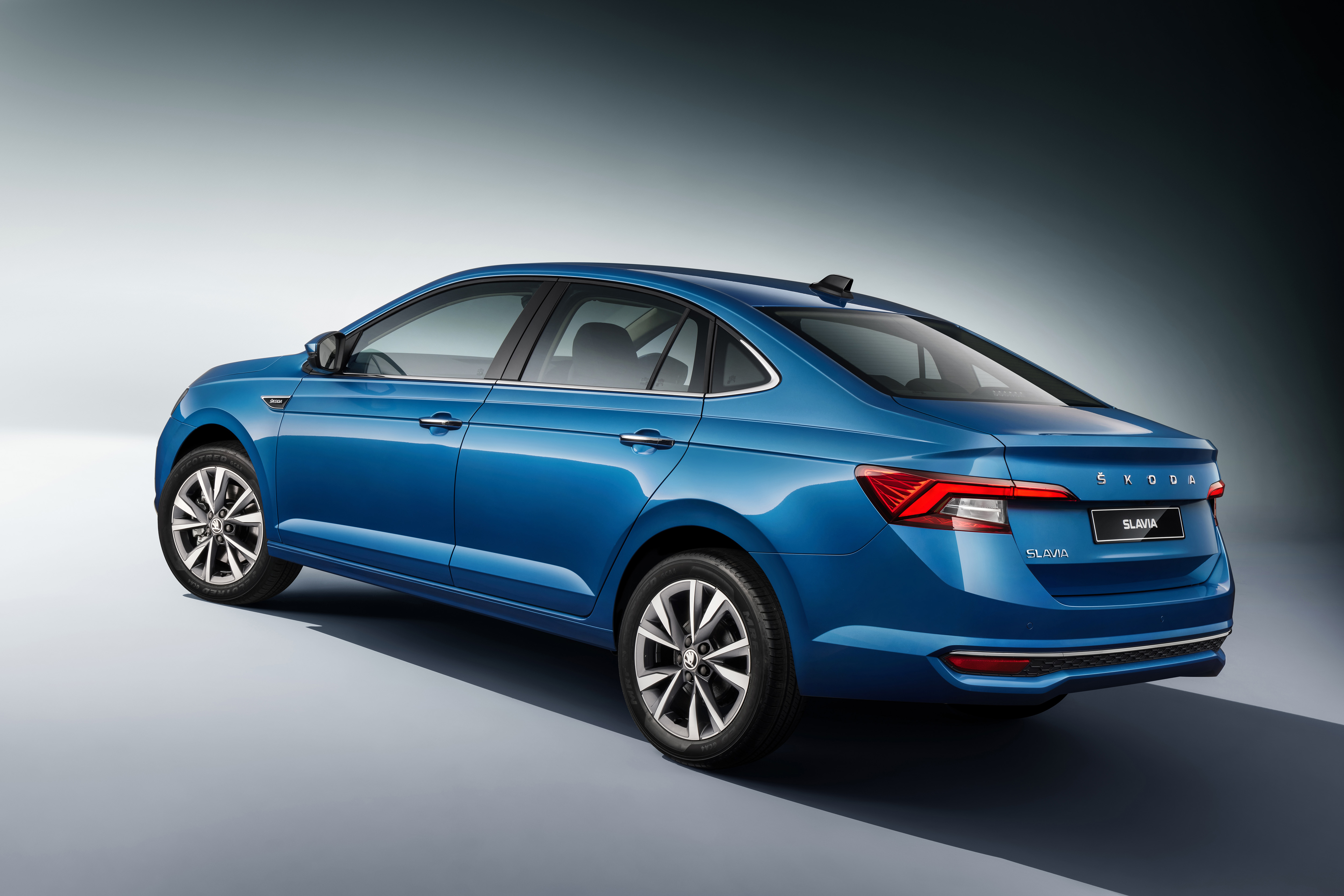 Skoda Slavia know price features mileage full details