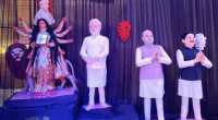 Statue of PM Modi in this puja pandal of Kolkata