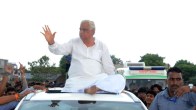 BJP candidate Kirodi Lal Meena Meeting Stong Pelting Badolas, Sawai Madhopur