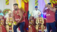 Coconut Broken From Head Video Viral