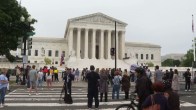 America News: टेक्सास के सुप्रीम कोर्ट ने अबॉर्शन कराने पर लगाई अस्थायी रोक, निचली अदालत के फैसले को पलटा
