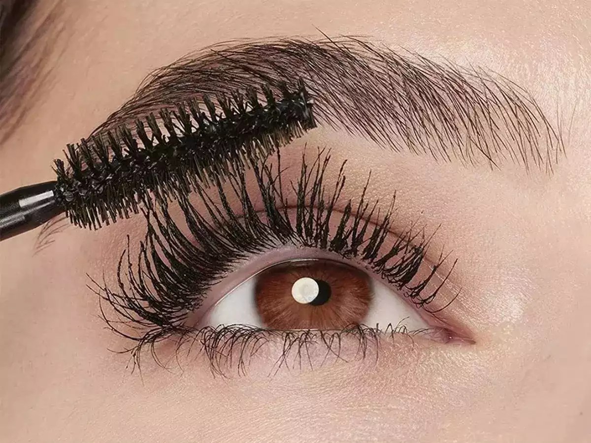 Natural Makeup Look in Winter