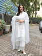 sara ali khan