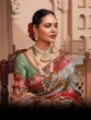 Esha Gupta saree look