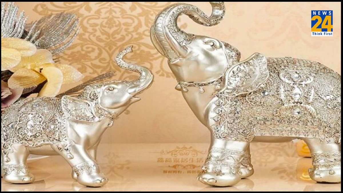 silver elephant