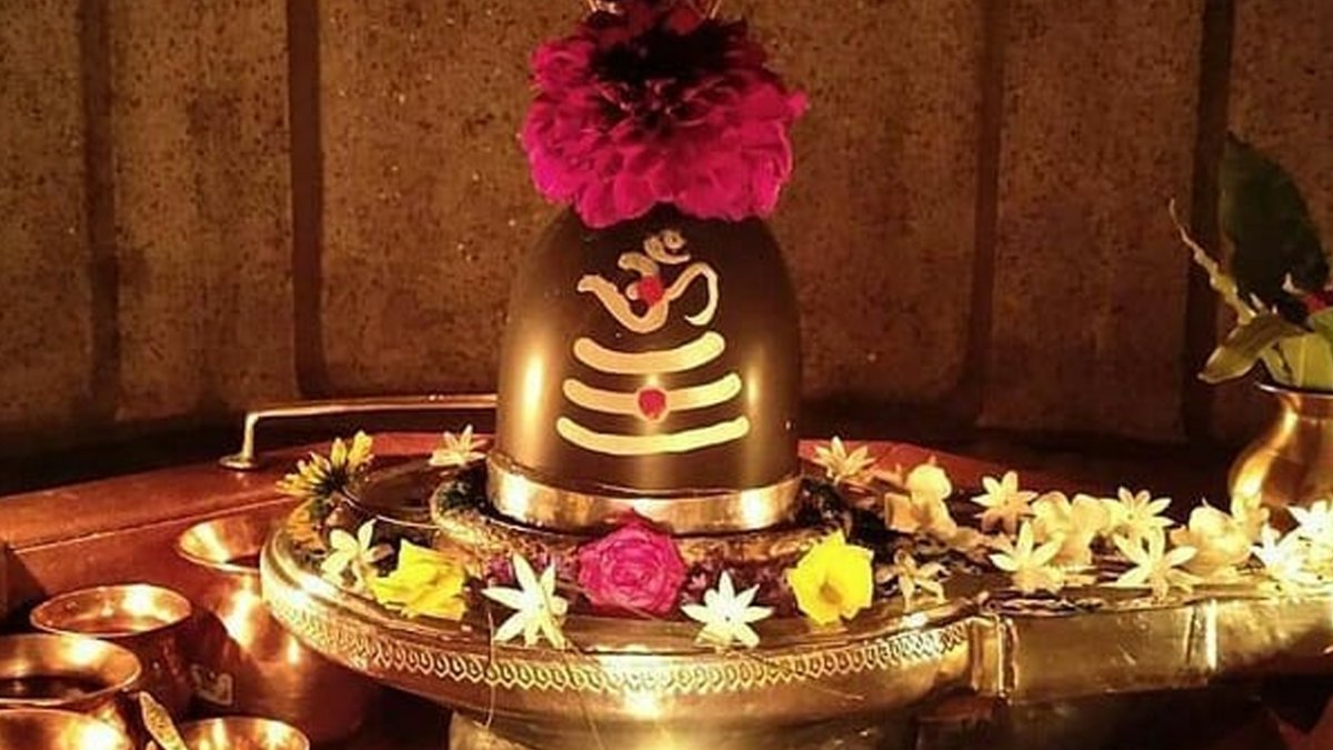 Shivling-Puja