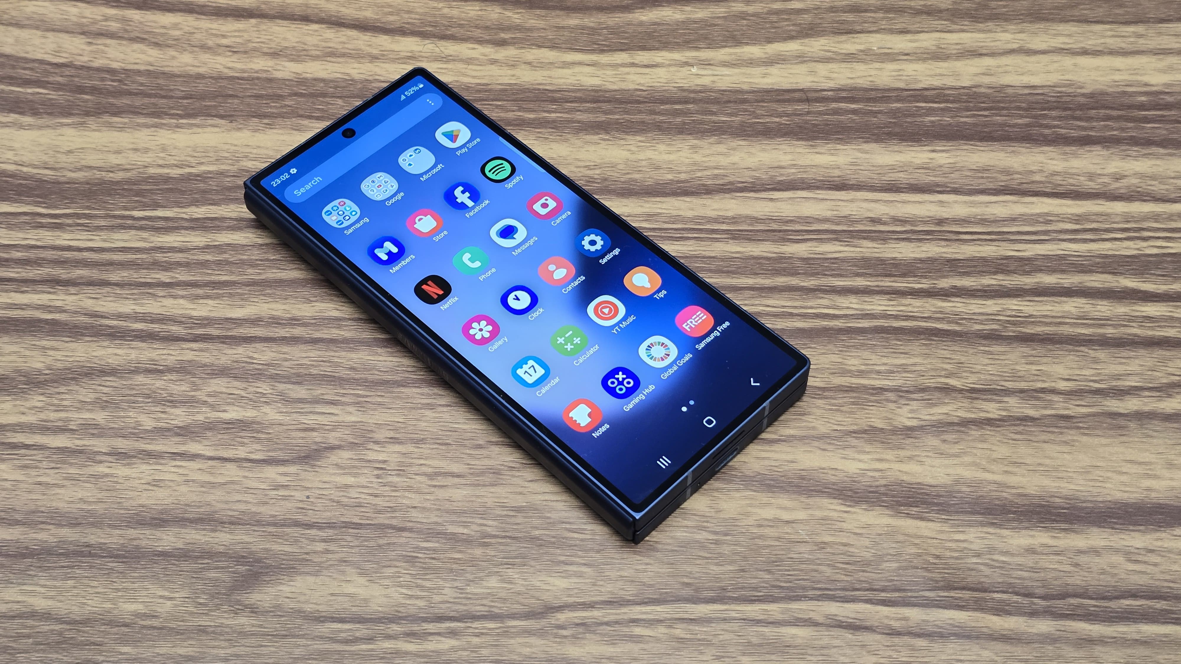 Samsung Galaxy Z Fold 6 Review
