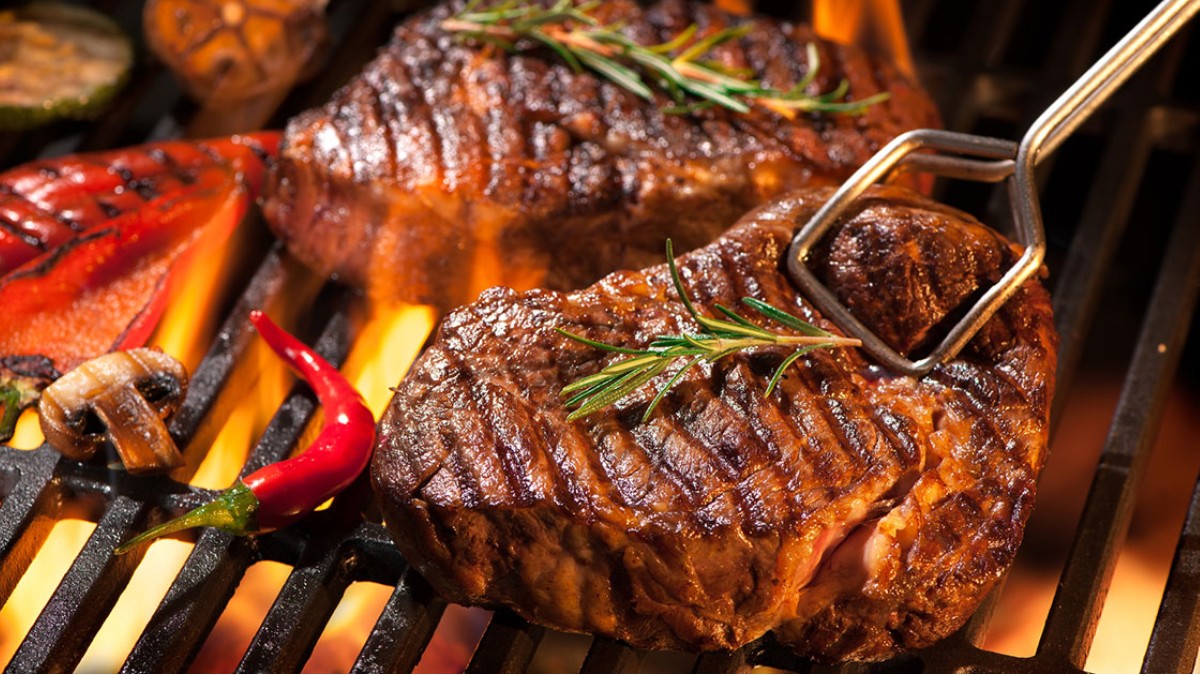 Grilled and Charred Meat