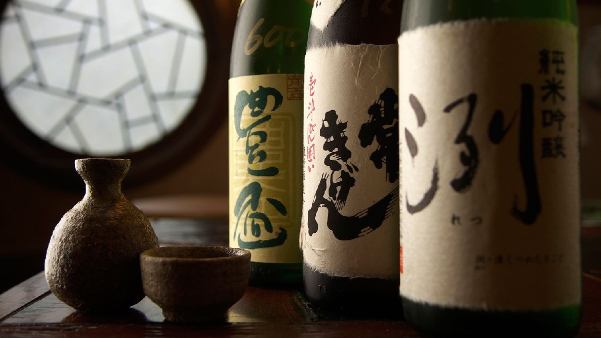 sake japanese drink
