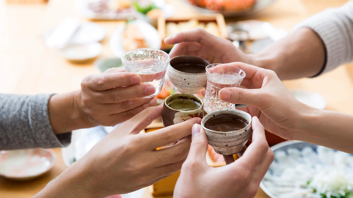 sake japanese drink 