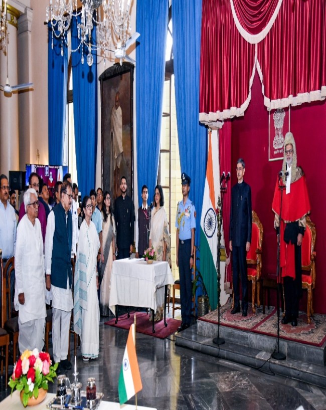 आर. एन. रवि ने ली 22वें गवर्नर के तौर पर शपथ
