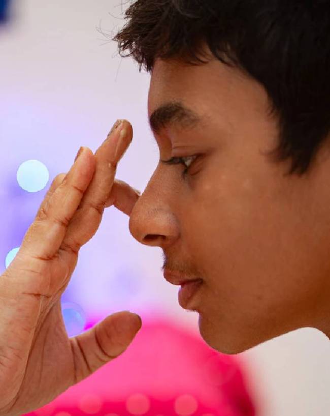 तिलक लगाने का सही तरीका