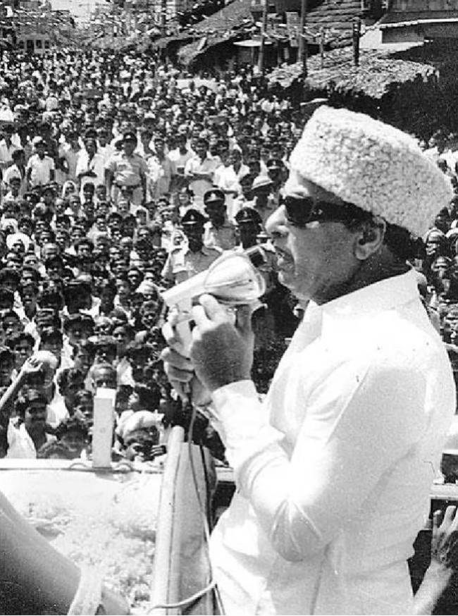 एमजी रामचंद्रन का पॉलिटिकल करियर