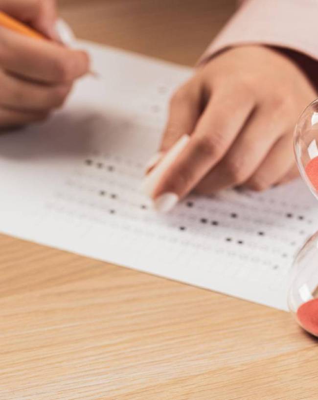 क्या आप अपनी आस्था से जुड़ी वस्तुएं साथ ले जा सकते हैं?