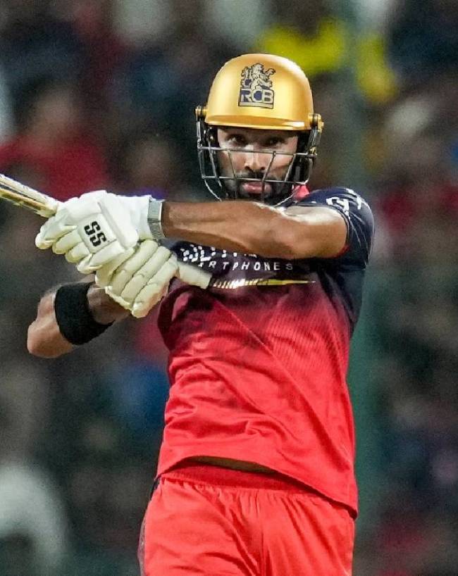 मिडिल ऑर्डर में RCB के पास हैं इन-फॉर्म बल्लेबाज