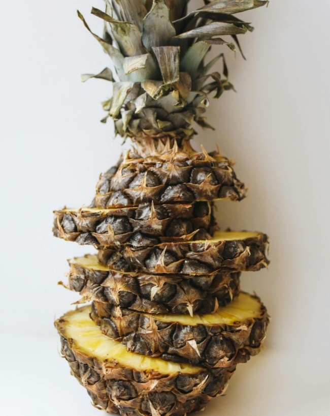 अनानास (Pineapple)