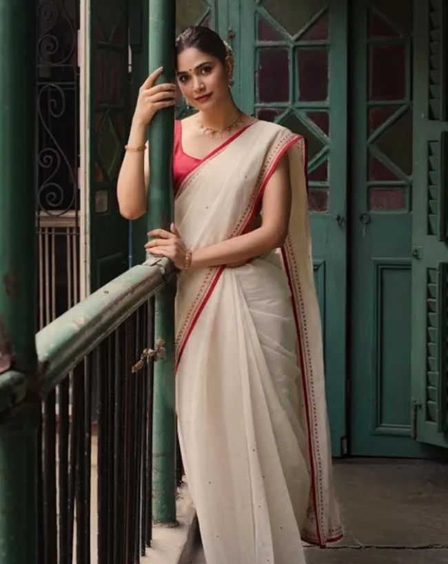 कहां से की है पढ़ाई? 