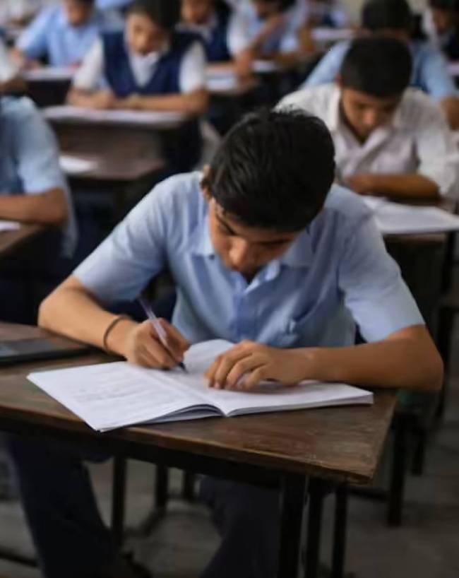 शिक्षा दान: सबसे बड़ा निवेश