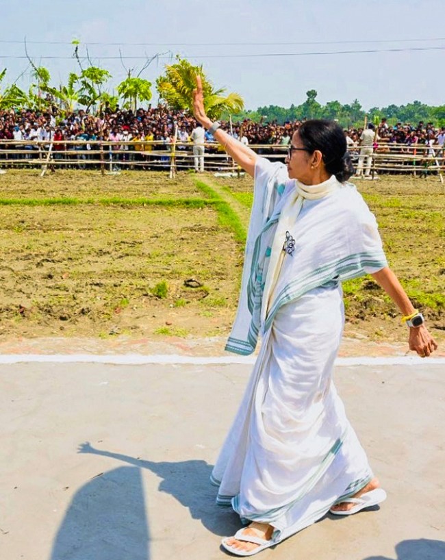 अपनी सादगी को लेकर जानी जाती हैं 'दीदी'