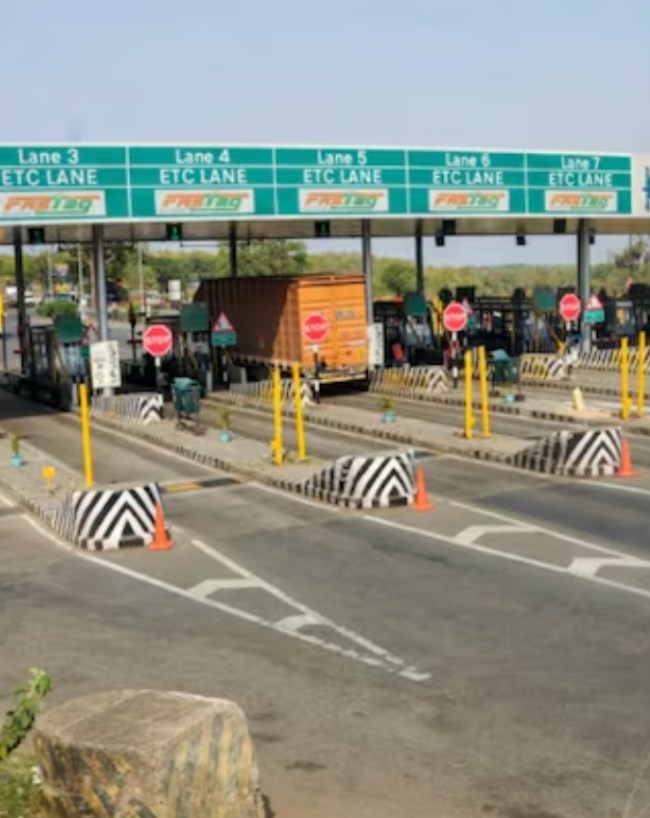 वर्तमान में ऐसी है टोल प्लाजा व्यवस्था