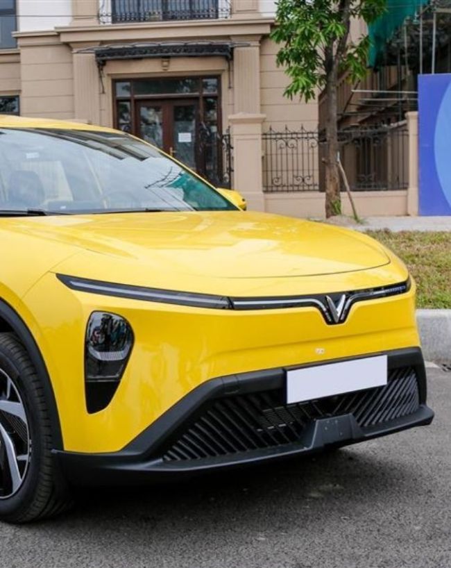 VinFast Limo Green होगी प्रीमियम इलेक्ट्रिक MPV