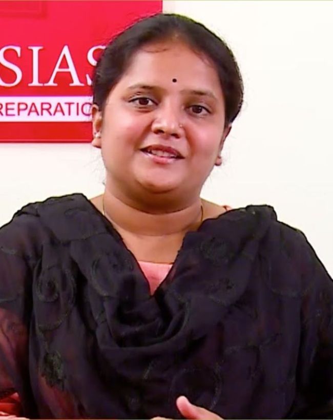 कन्नड़ सिनेमा की मशहूर एक्ट्रेस