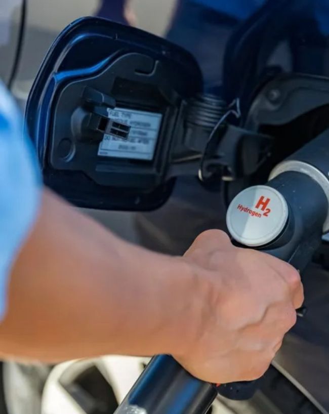 कंपनियां Hydrogen इंजन पर कर रही हैं काम