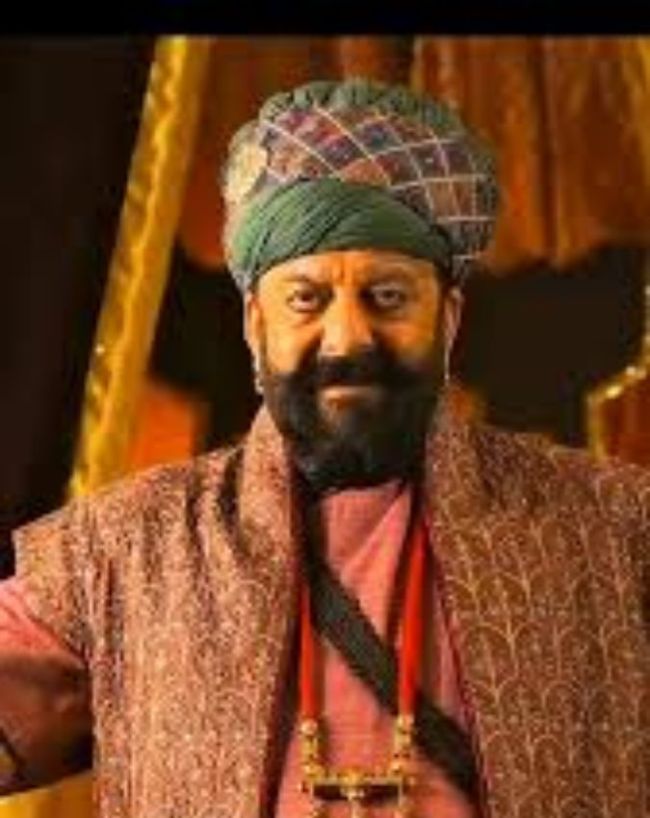 12वें दिन का कलेक्शन