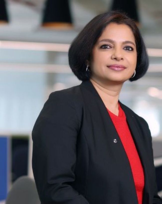 टीचर से बनीं मिडिया पर्सन