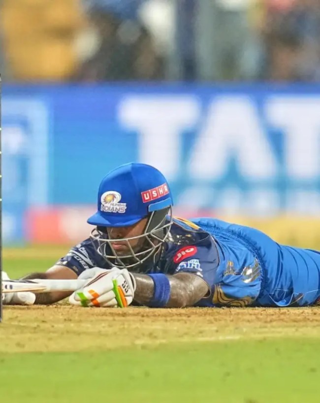 अंक तालिका में कहां पर मुंबई?
