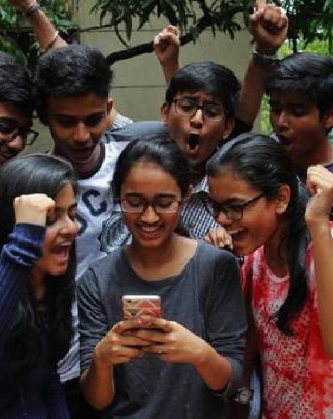 इस साल कितनी कड़ाई के साथ हुई थी बोर्ड परीक्षाएं?