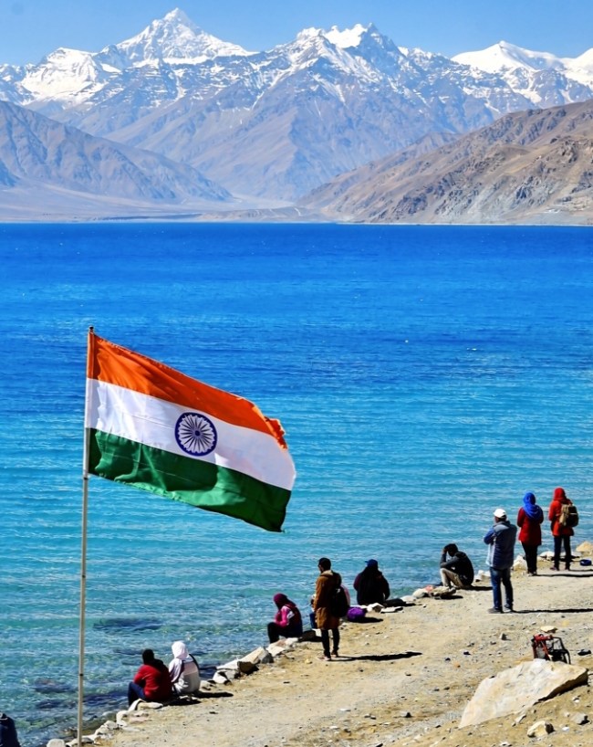 भारत में कहां है ये झील?