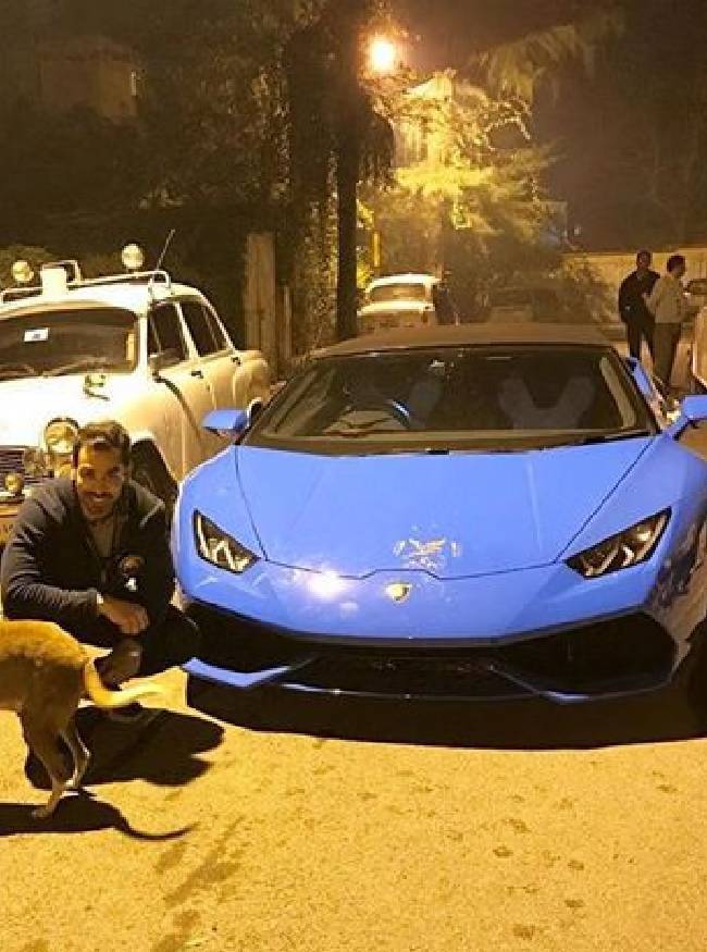 लग्जरी लाइफ के शौकीन थे प्रतीक