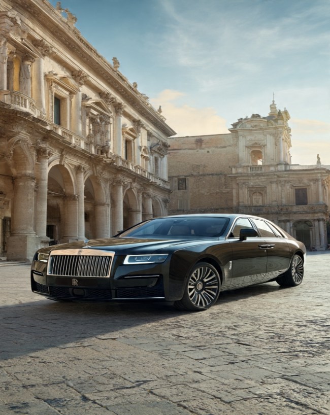 रोल्स-रॉयस घोस्ट (Rolls-Royce Ghost)