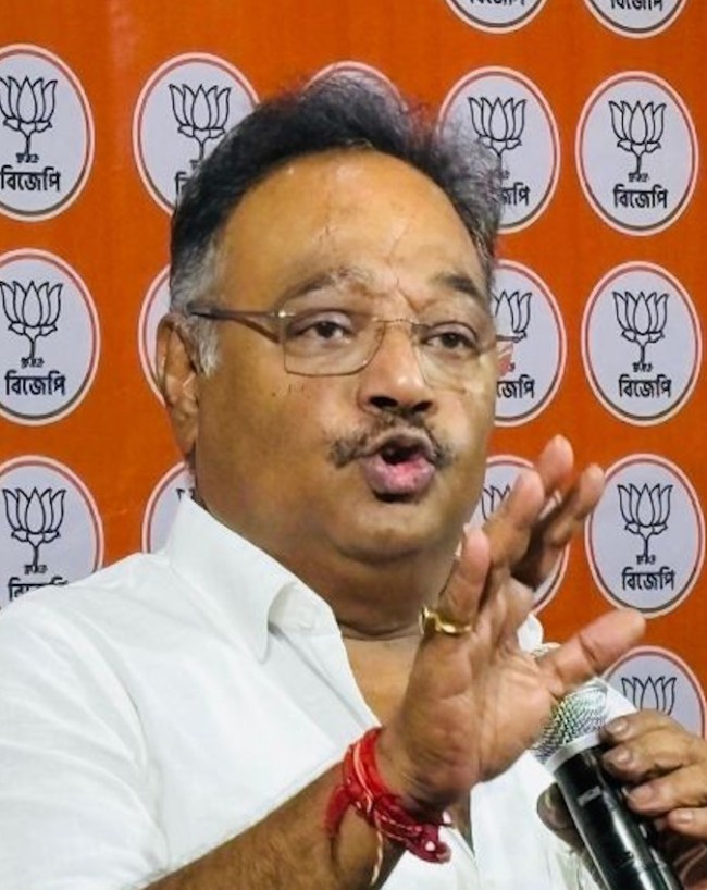 शमिक भट्टाचार्य की पहचान