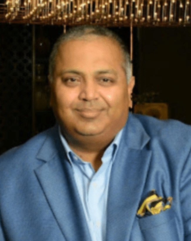 सबसे अमीर अरबपति कौन