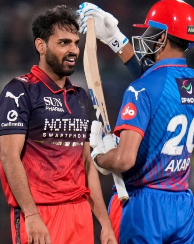 IPL में पूरे किए 200 विकेट