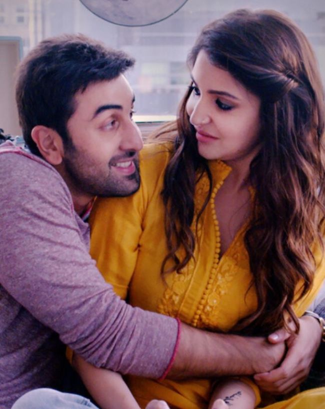 ऐ दिल है मुश्किल