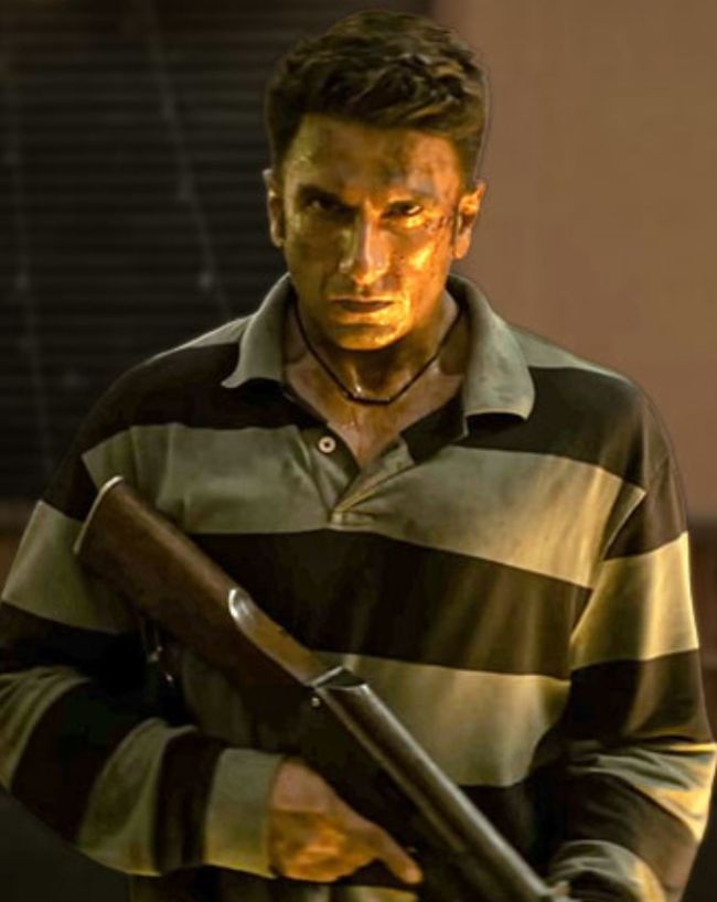 थिएटर में छाया दूसरा पार्ट