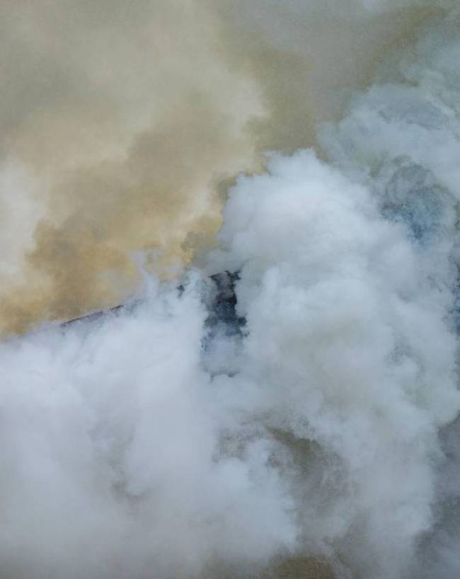 क्या मोमबत्ती और अगरबत्ती से भी लग सकती है आग?